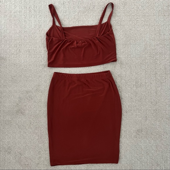 Pretty Little Thing 2 Piece Dress - Picture 2 of 2